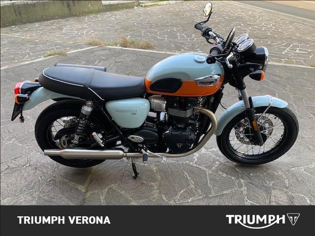 TRIUMPH Bonneville 900 T100 