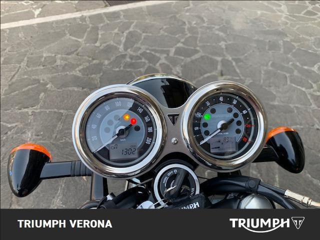 TRIUMPH Bonneville 900 T100 