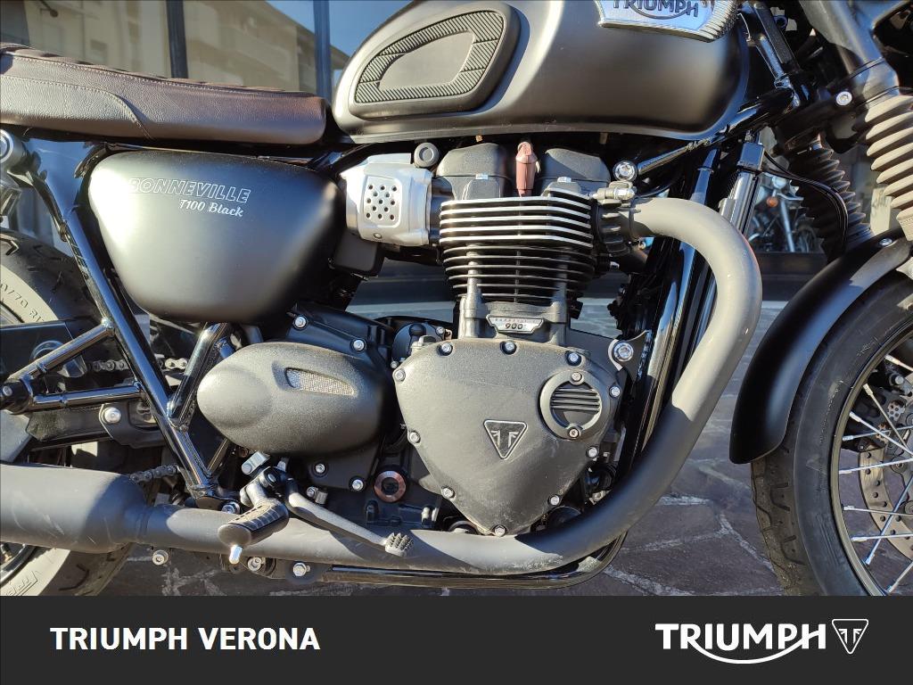 TRIUMPH Bonneville 900 T100 Black