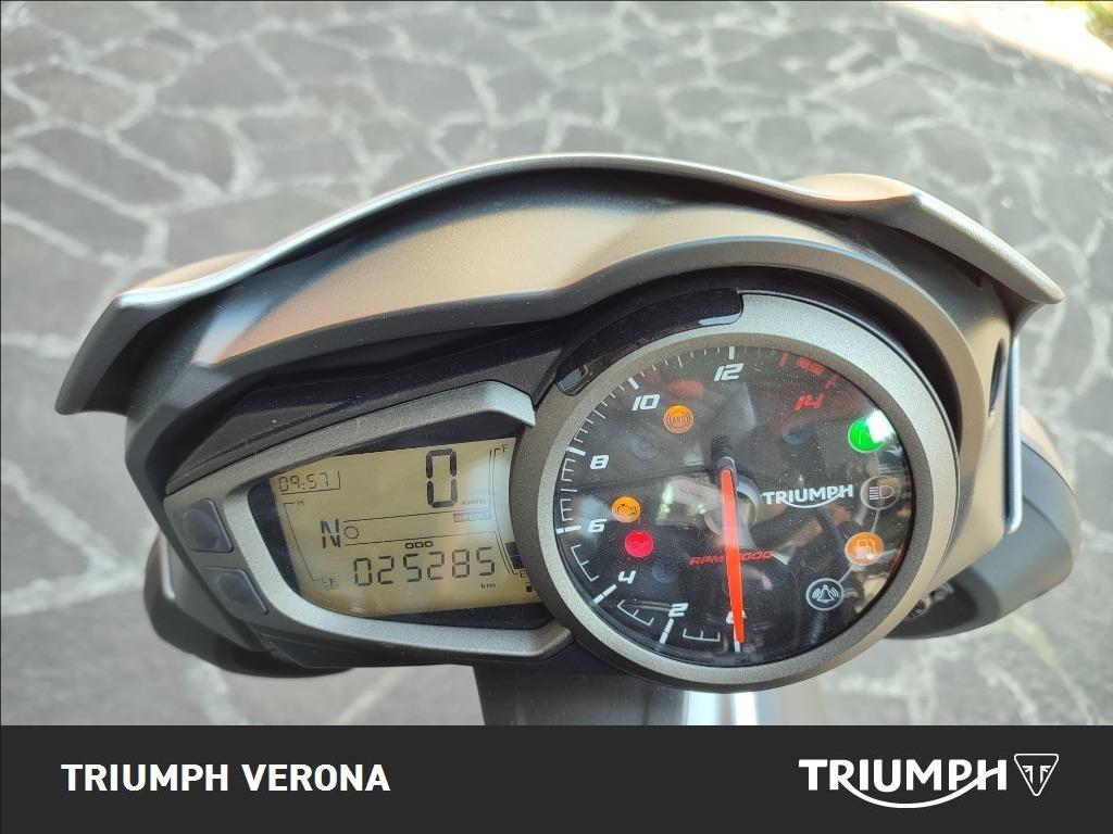TRIUMPH Street Triple 765 R