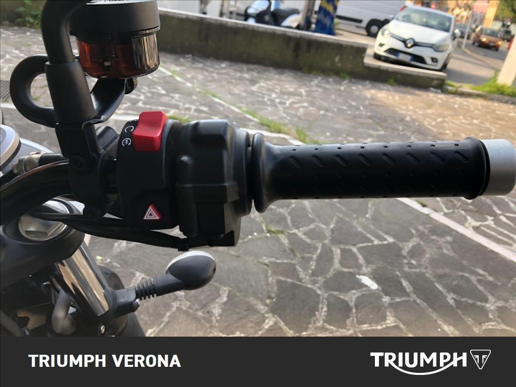 TRIUMPH Street Twin 900 