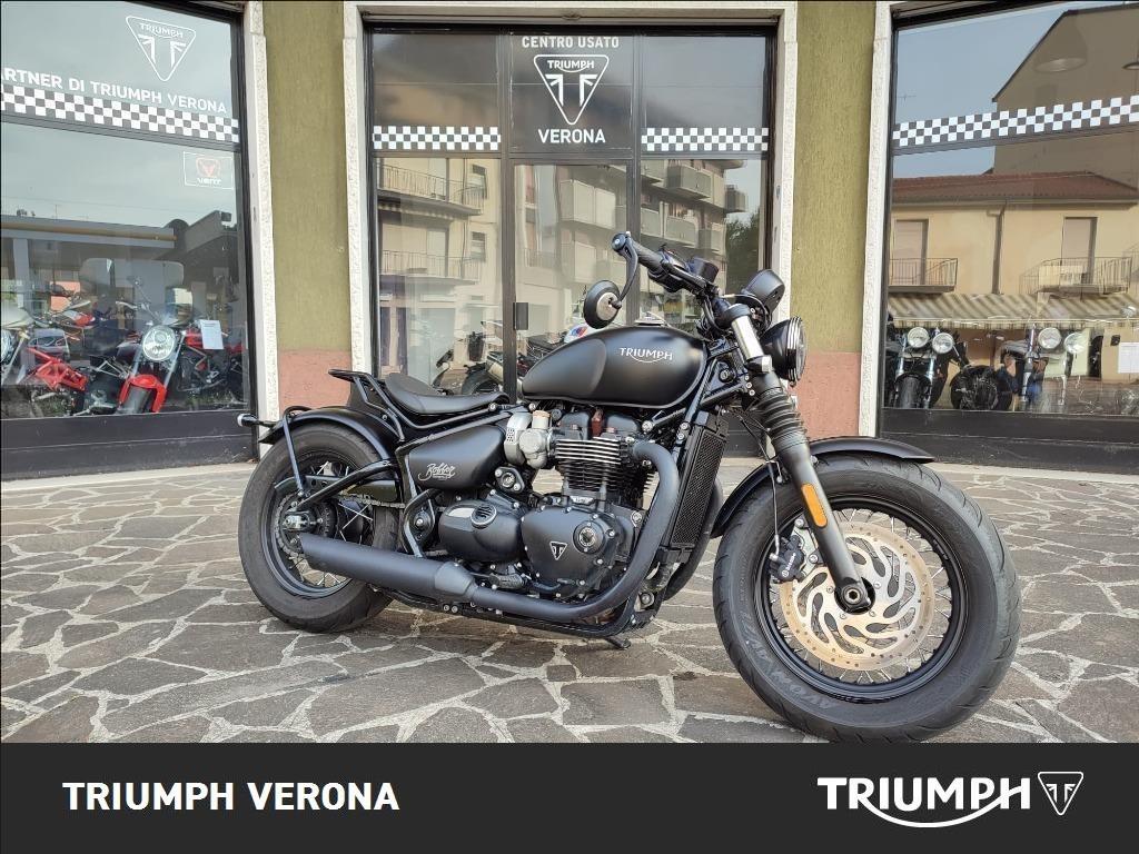 TRIUMPH Bonneville 1200 Bobber Black