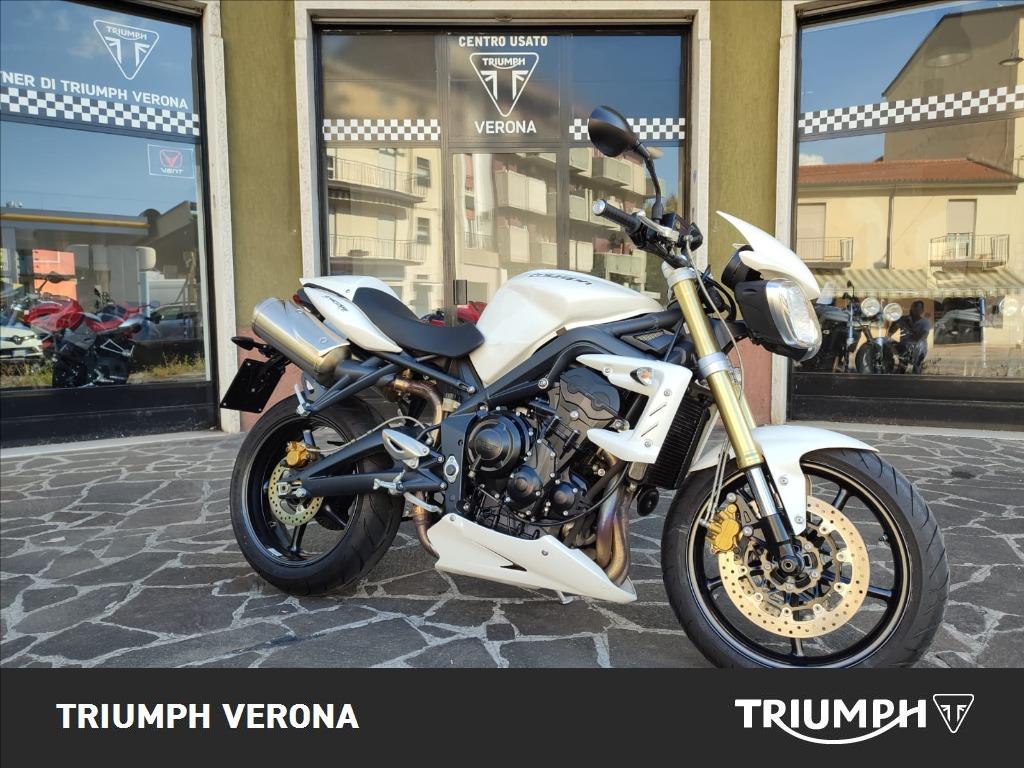 TRIUMPH Street Triple 675 