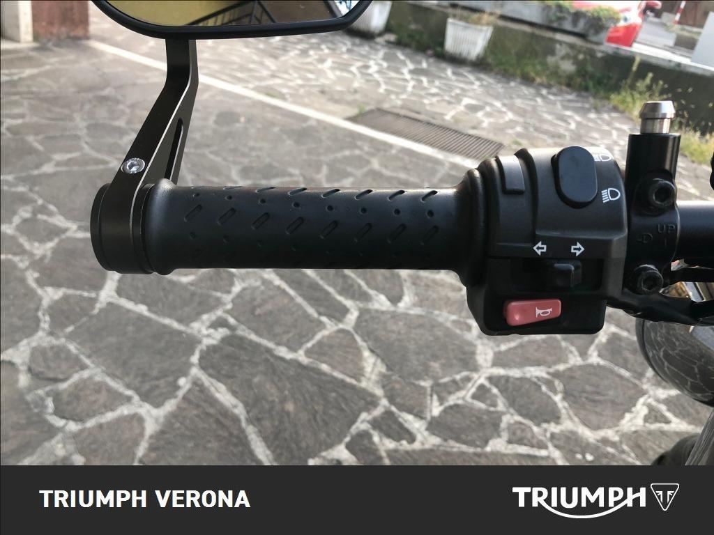 TRIUMPH Speed Triple 955 