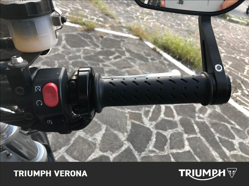 TRIUMPH Speed Triple 955 