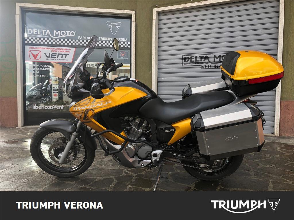 HONDA Transalp 700 