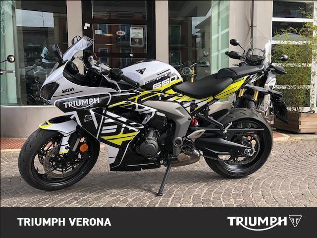 TRIUMPH Daytona 660 Abs