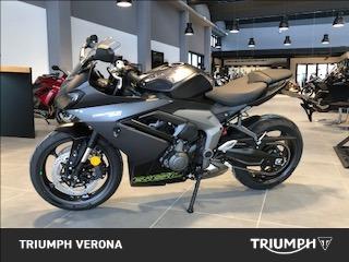 TRIUMPH Daytona 660 Abs