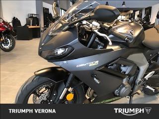 TRIUMPH Daytona 660 Abs