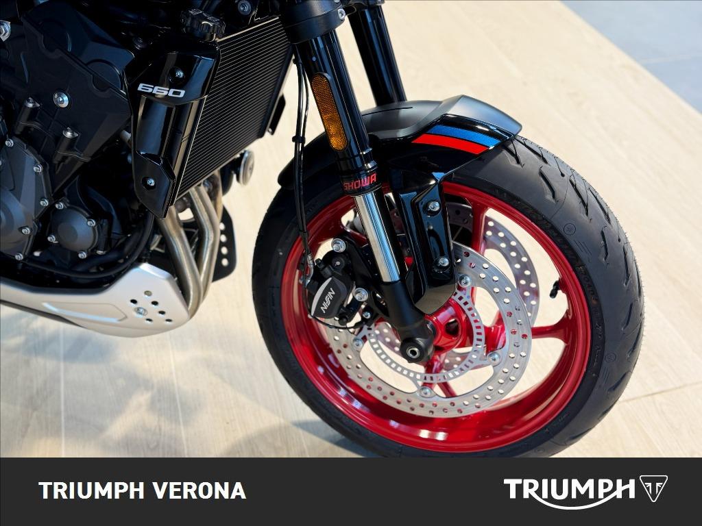 TRIUMPH Trident 660 Triple Tribute Abs
