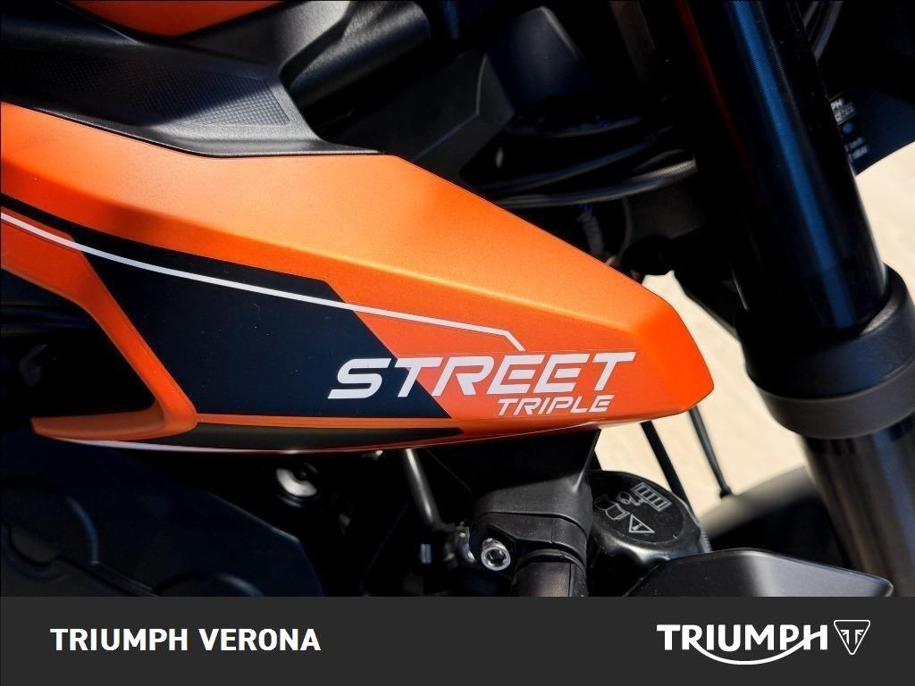 TRIUMPH Street Triple 765 R
