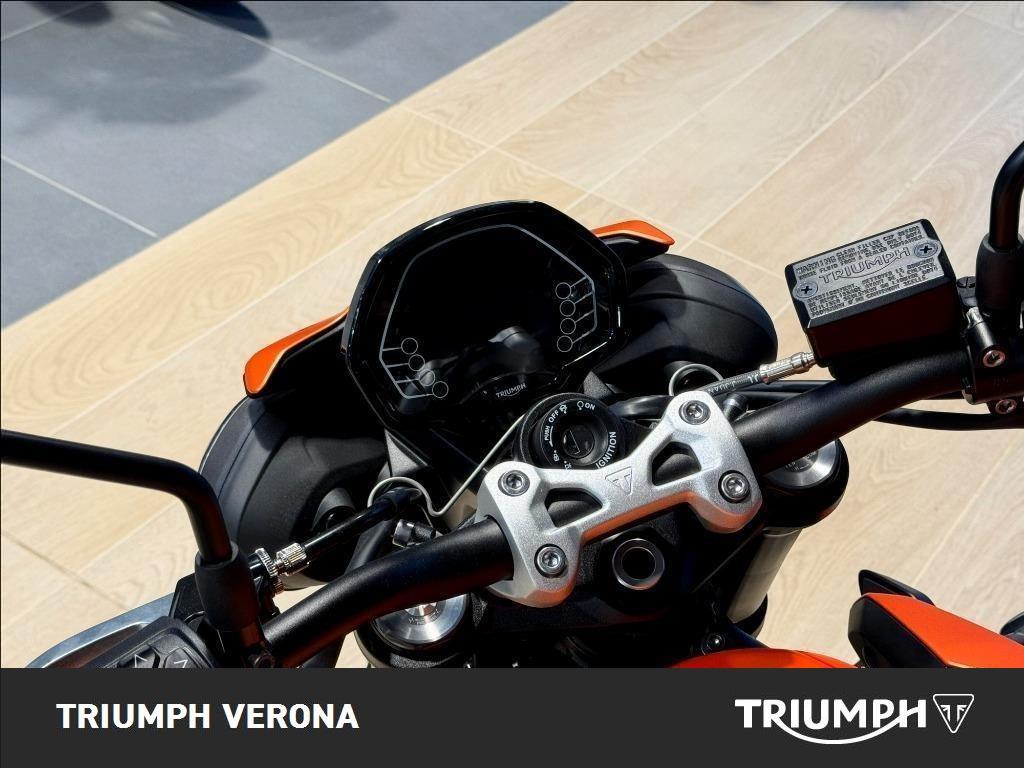 TRIUMPH Street Triple 765 R