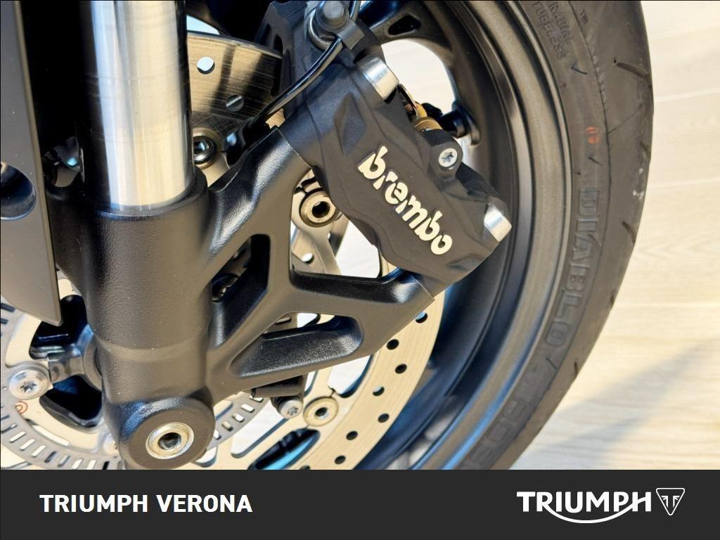 TRIUMPH Street Triple 765 R