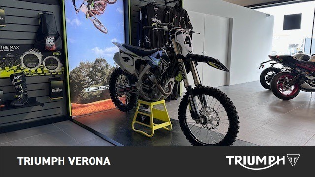 TRIUMPH TF 450 RC Abs