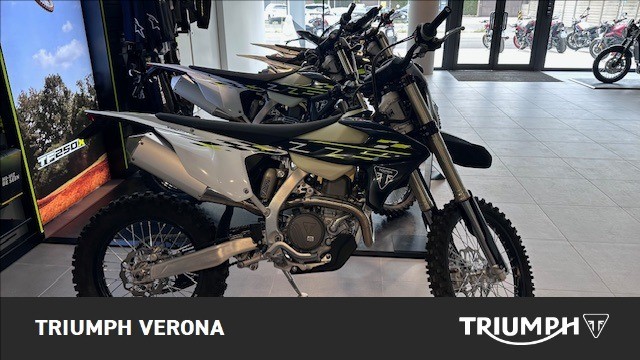 TRIUMPH TF 450 RC Abs