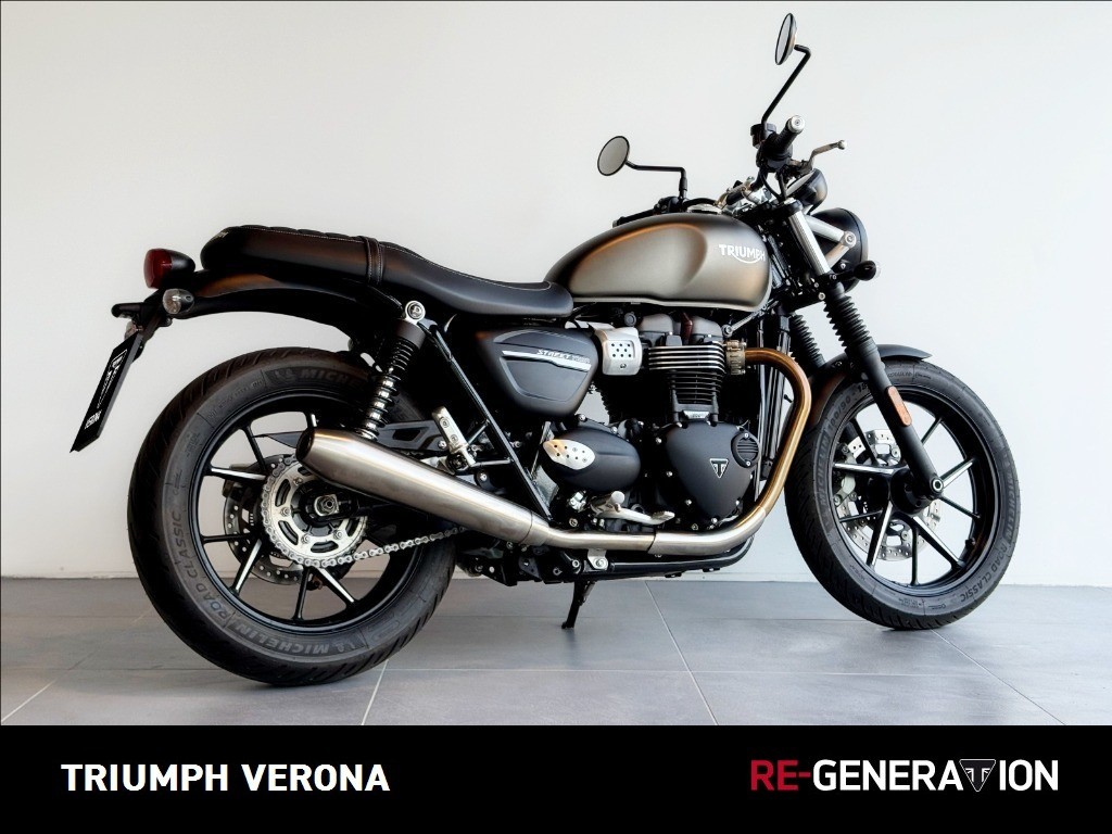 TRIUMPH Street Twin 900 