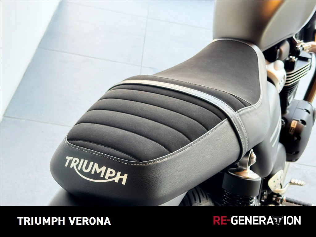 TRIUMPH Street Twin 900 
