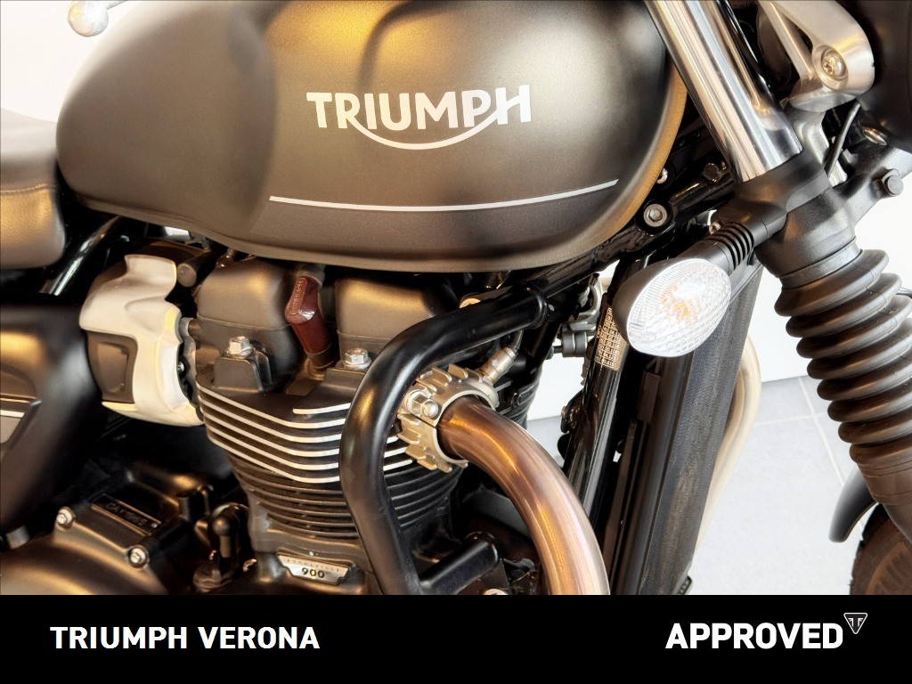 TRIUMPH Street Twin 900 