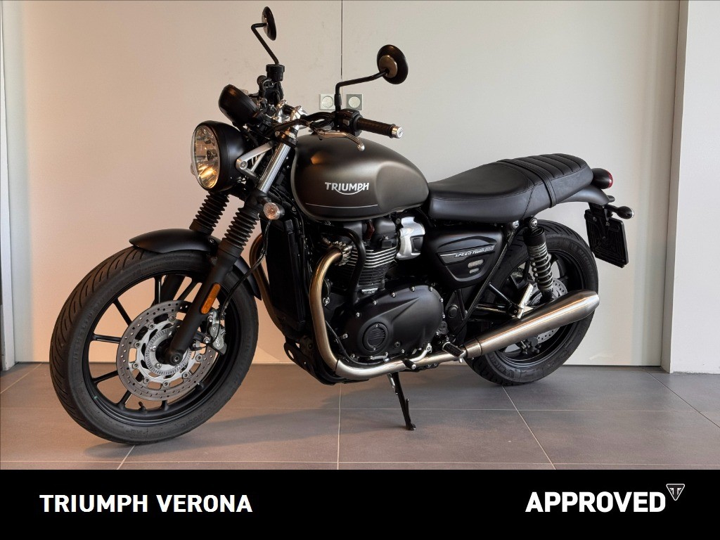 TRIUMPH Street Twin 900 